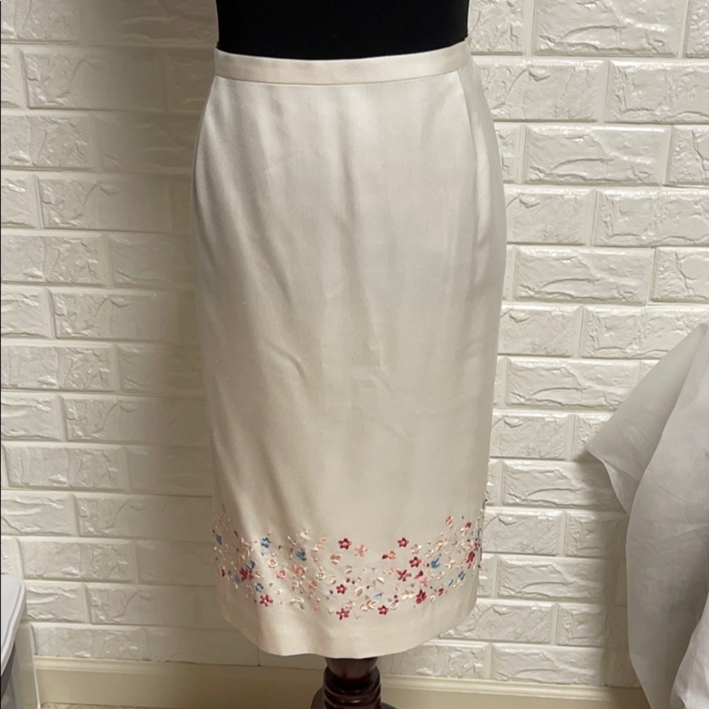 Casual Corner Annex Silk Skirt, size 16
